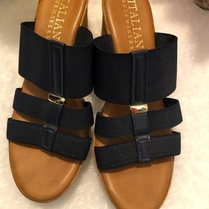 Women’s blue wedges